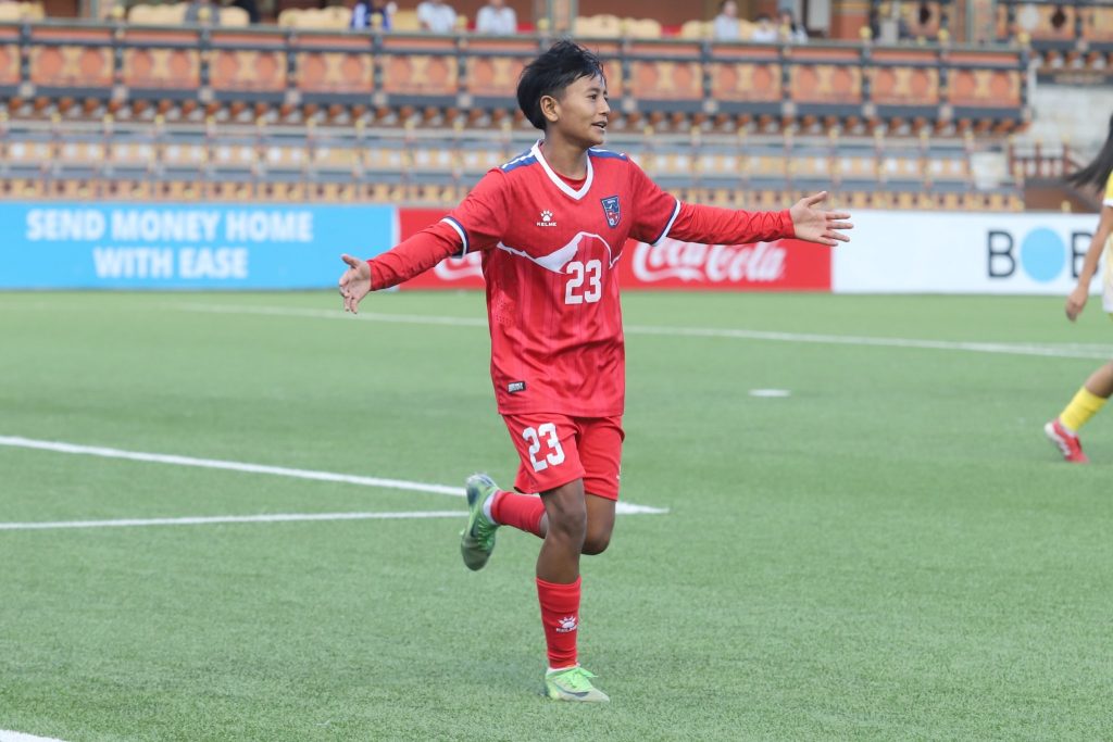 पहिलो हाफ १–१ को बराबरीमा