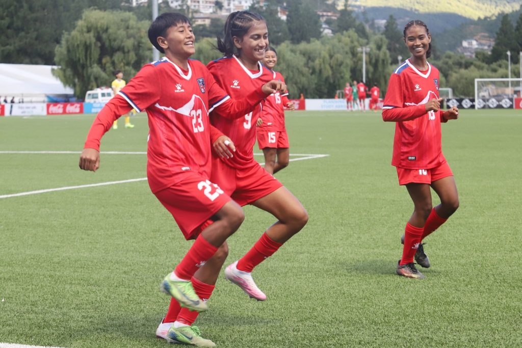 भुटानसँग नेपाल बराबरीमा रोकियो
