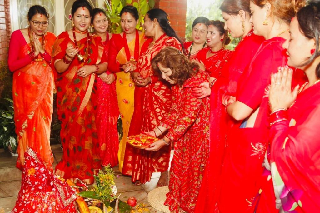 परराष्ट्रमन्त्री राणाले बूढानीलकण्ठस्थित निवासमा गौरा भित्र्याउनुभयो