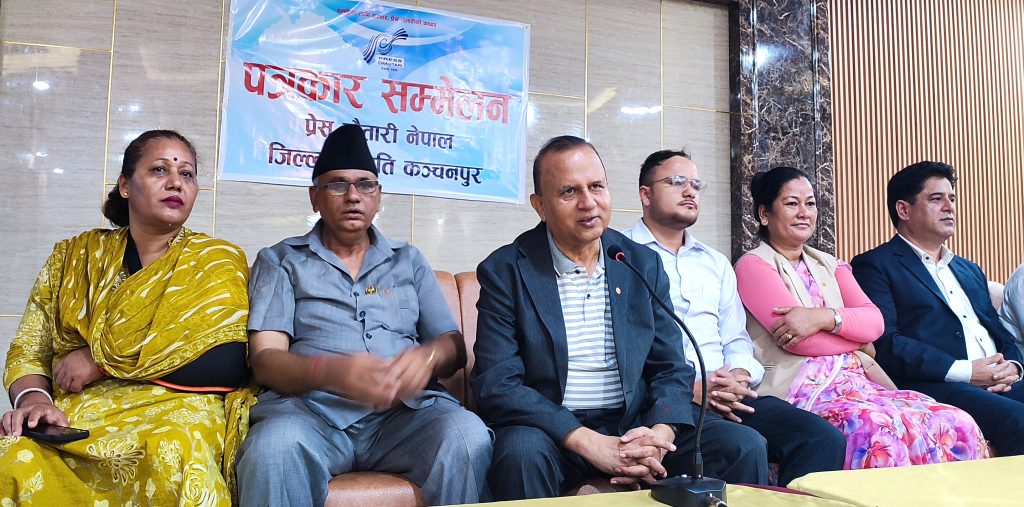 एमाले–कांग्रेस गठबन्धन चुनावसम्मै जान्छ, सरकार ढाल्ने हल्ला ‘अस्थिरताका रोगी’ले चलाएका हुन् : महासचिव पोखरेल