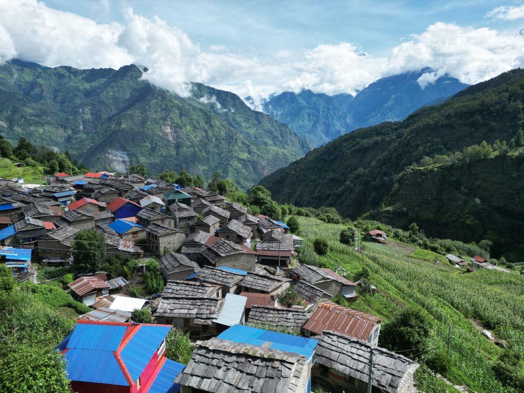 म्याग्दीमा बसाइँसराइको भयावह तथ्यांक, वार्षिक १५० परिवारले गाउँ छाड्दै