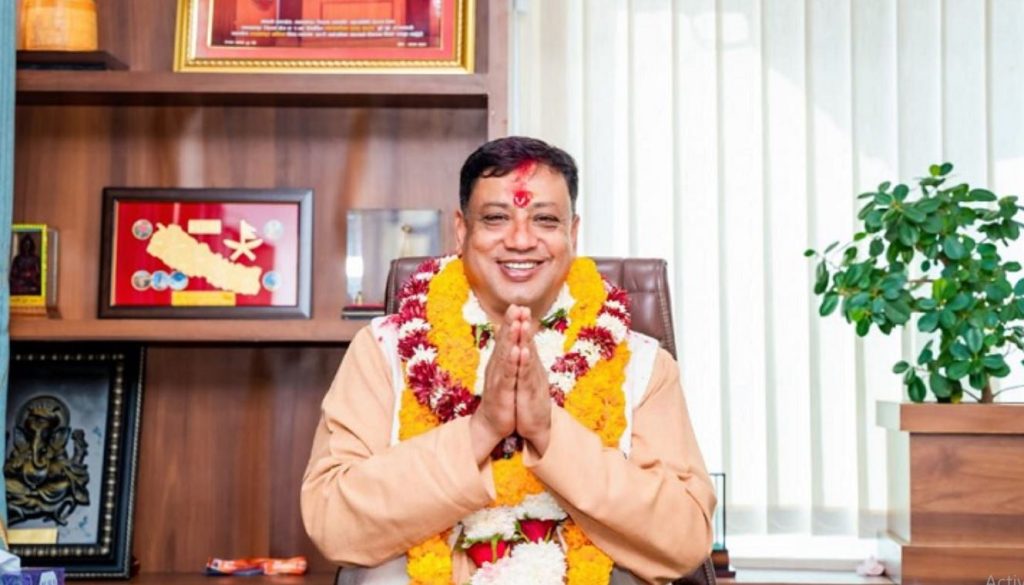 बागमतीका मुख्यमन्त्री बानियाँले आज विश्वासको मत लिँदै, सत्ता साझेदार कांग्रेस र एमालेद्वारा ह्वीप जारी