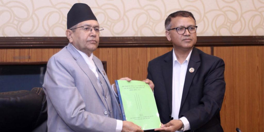 कुलिङ अफ पिरियडसम्बन्धी छानबिन समितिले सभामुखलाई बुझायो प्रतिवेदन