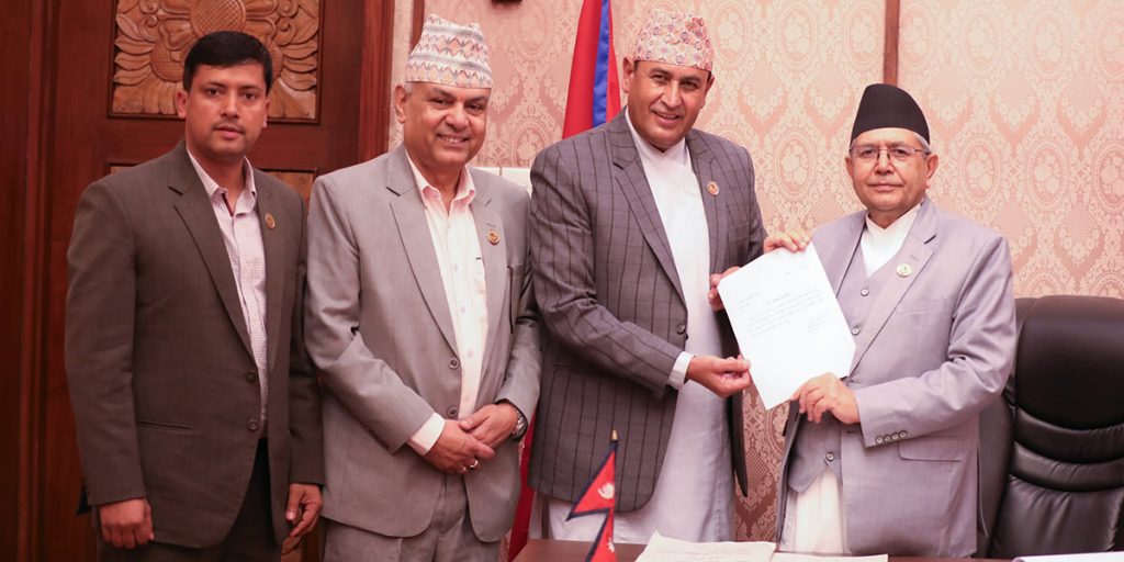 सभापति खतिवडाले बुझाए राजीनामा
