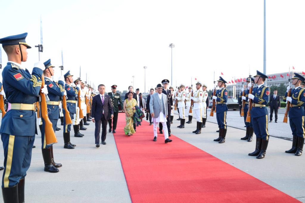 चीन भ्रमण सम्पन्न गरी प्रधानमन्त्री ओली स्वदेश प्रस्थान