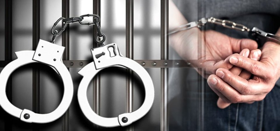 गोकर्णेश्वरबाट पेस्तोल र हतकडीसहित दुई जना पक्राउ