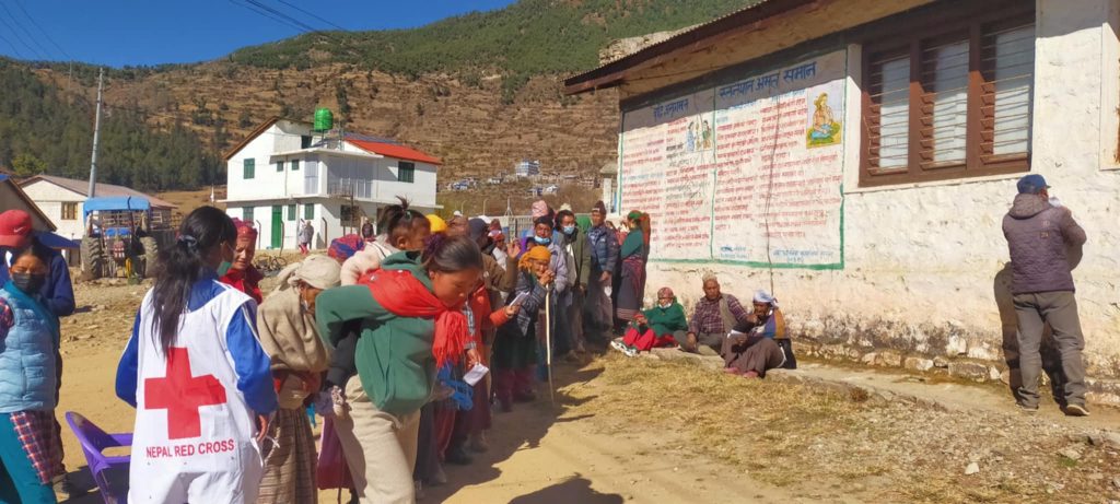 हुम्लामा साढे ९५ लाख लागतमा आँखा उपचार केन्द्रको आधुनिक भवन निर्माण