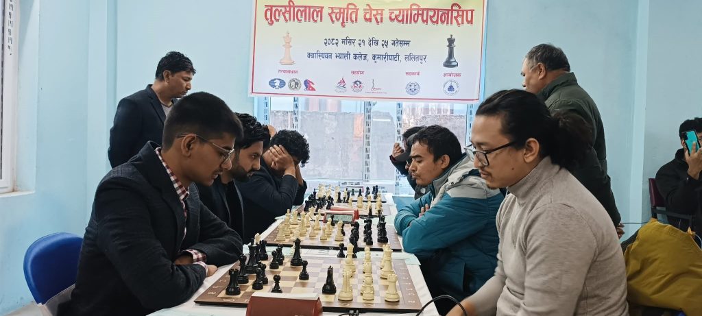 तुल्सीलाल स्मृति चेसमा महालक्ष्मी नगरपालिका अगाडी