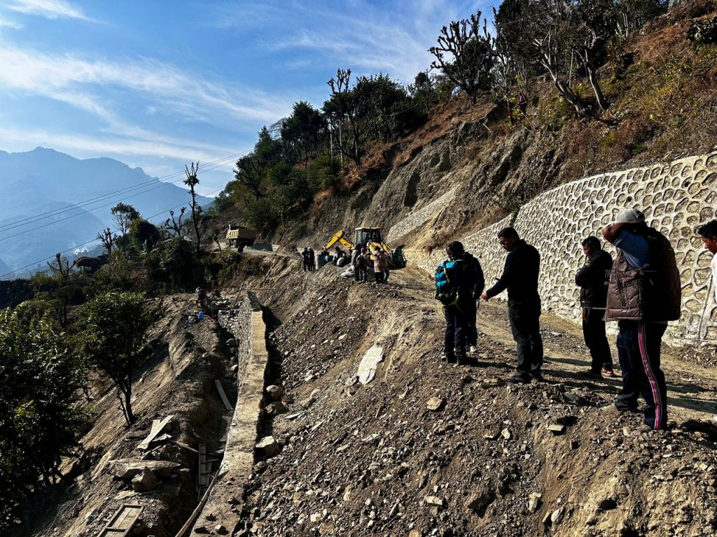पखेर–बरङ्जा सडक स्तरोन्नति अन्तिम चरणमा: ९२ प्रतिशत काम सम्पन्न