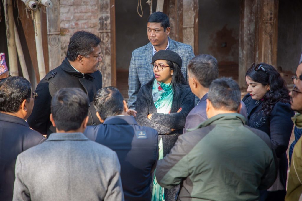 महानगरपालिकाको लगानीमा निर्मित सार्वजनिक सम्पत्तिको संरक्षण, उपभोग र स्वामित्व व्यवस्थापन गर्न कार्यविधि तर्जुमा गर्न उपप्रमुख डंगोलको निर्देशन