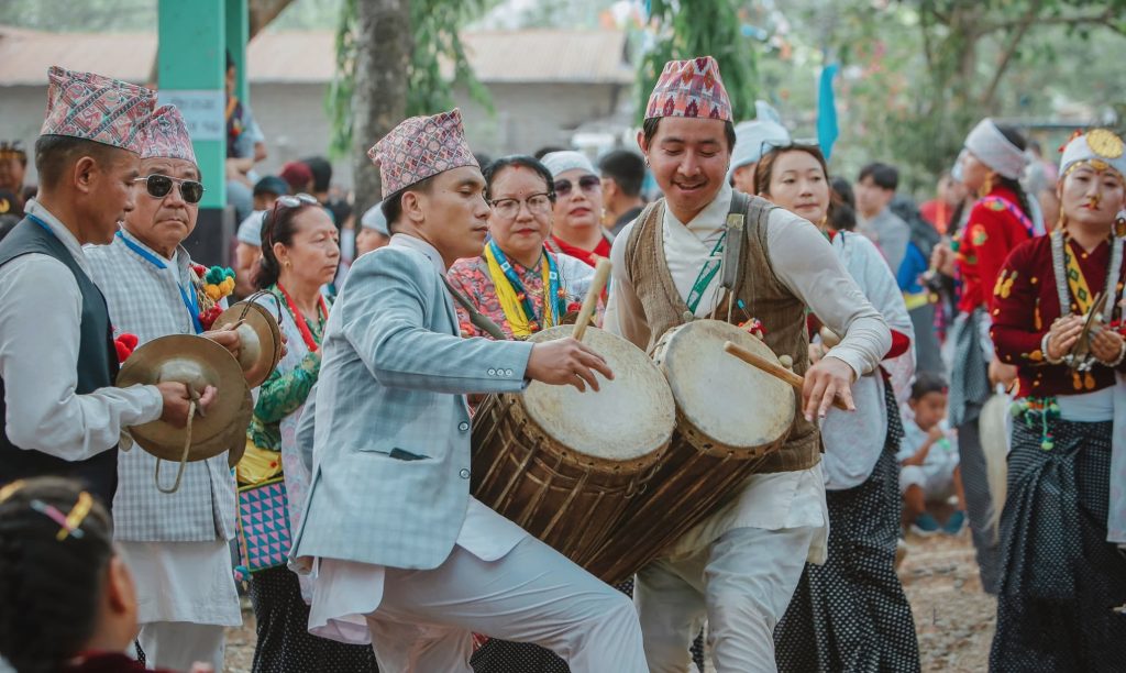 उधौली साकेला मनाउँदै किरात समुदाय