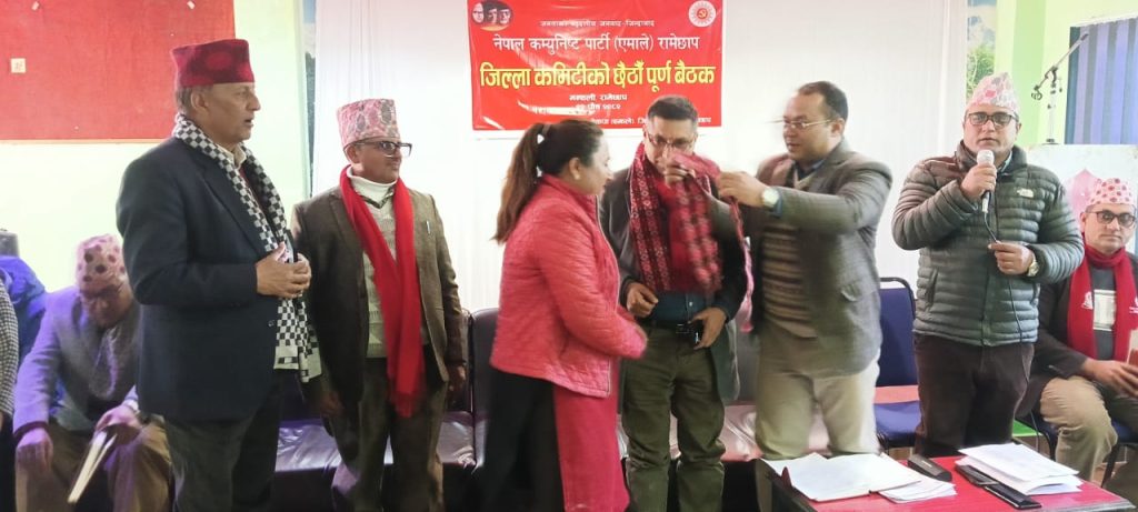 एमाले पुनः पूर्ववत् लयमा फर्कियो, बालेन–रवि र कुलमान साम्राज्यवादीका पात्र हुन् : अध्यक्ष ढुङ्गेल