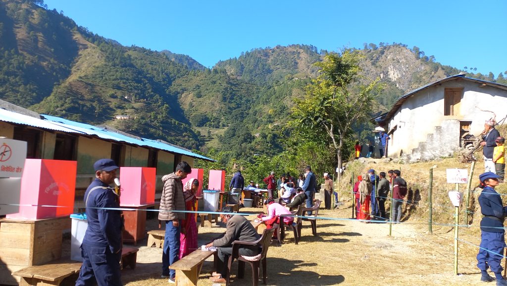 बैतडीका ३३ मतदानस्थल ‘अतिसंवेदनशील’ सूचीमा, सुरक्षा व्यवस्था कडा पारिँदै