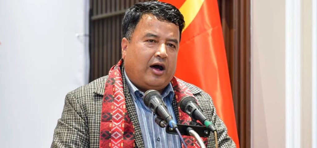 भक्तपुरमा स्वास्थ्य विज्ञान प्रतिष्ठान र सांस्कृतिक विश्वविद्यालय बनाउने महेश बस्नेतको घोषणा