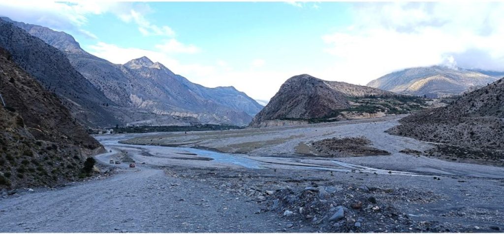 चुनावी घोषणापत्रमा ‘नदी’ खोज्दै अभियन्ता: अमूर्त नारा होइन, संरक्षणको स्पष्ट नीति चाहियो