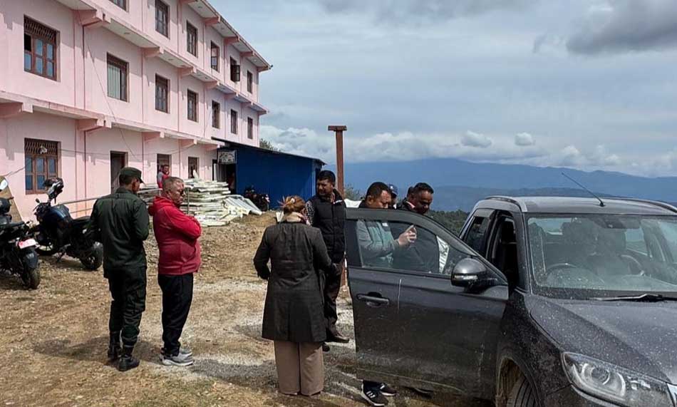 करोडौँ भुक्तानी लिएर अस्पताल अलपत्र पार्ने ठेकेदारको गाडी नियन्त्रणमा, काम थाल्न अल्टिमेटम