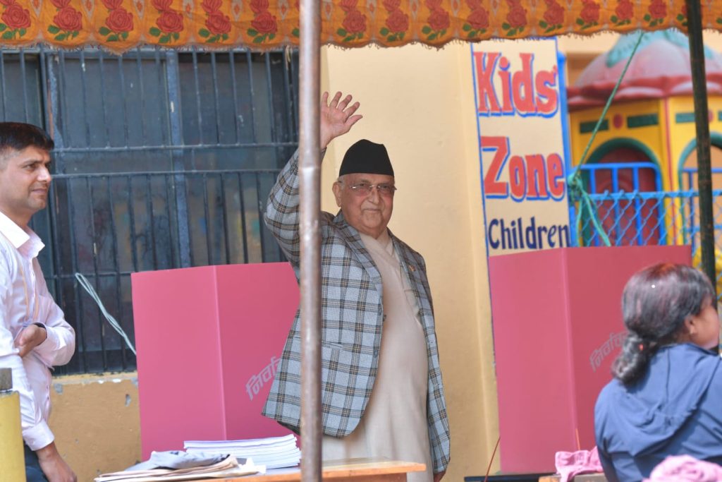 निर्वाचन परिणामबारे ओलीको प्रतिक्रिया : ‘अपेक्षाकृत नतिजा आएन, तर जनताको फैसला शिरोधार्य छ’