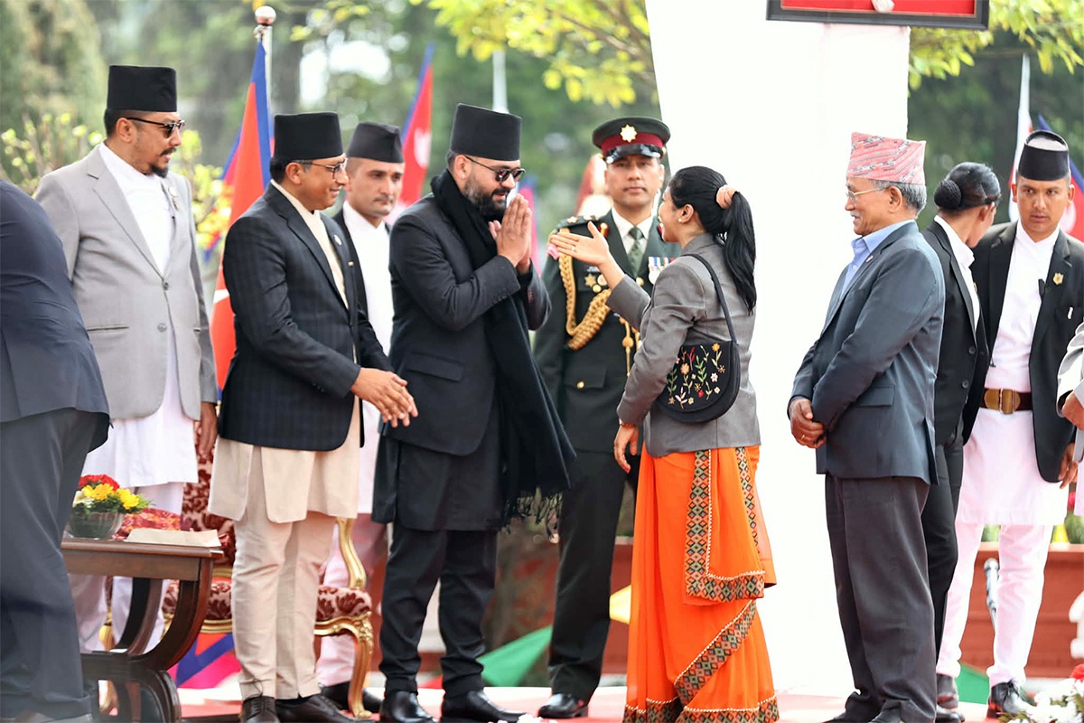 प्रधानमन्त्री बालेनलाई काठमाडौं महानगरकी कार्यबाहक मेयर डंगोलको सुझावः राष्ट्र र जनतामा जागेको आशाको दियो निभ्न नदिनु