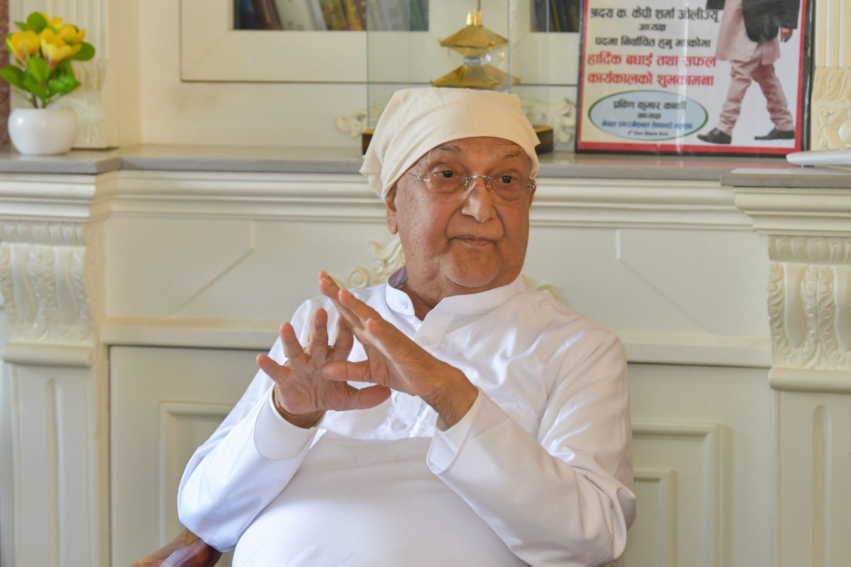 पूर्वाग्रह ढंगबाट ओली पक्राउपरेपछि विरोध