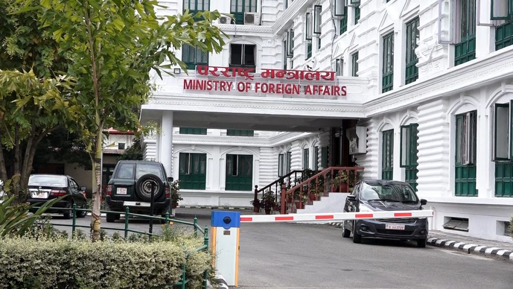 पश्चिम एसिया सङ्कट: नेपालीको सुरक्षा र उद्धारबारे आपत्कालीन प्रतिकार्य टोलीमा छलफल