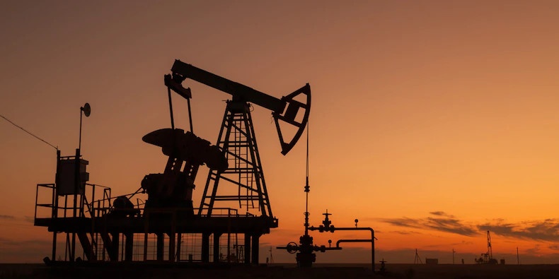 मध्यपूर्व तनावः इरानको चेतावनीले तेल आपूर्तिमा सङ्कट, होर्मुज मार्ग सुरक्षित गर्न ट्रम्पको अपिल