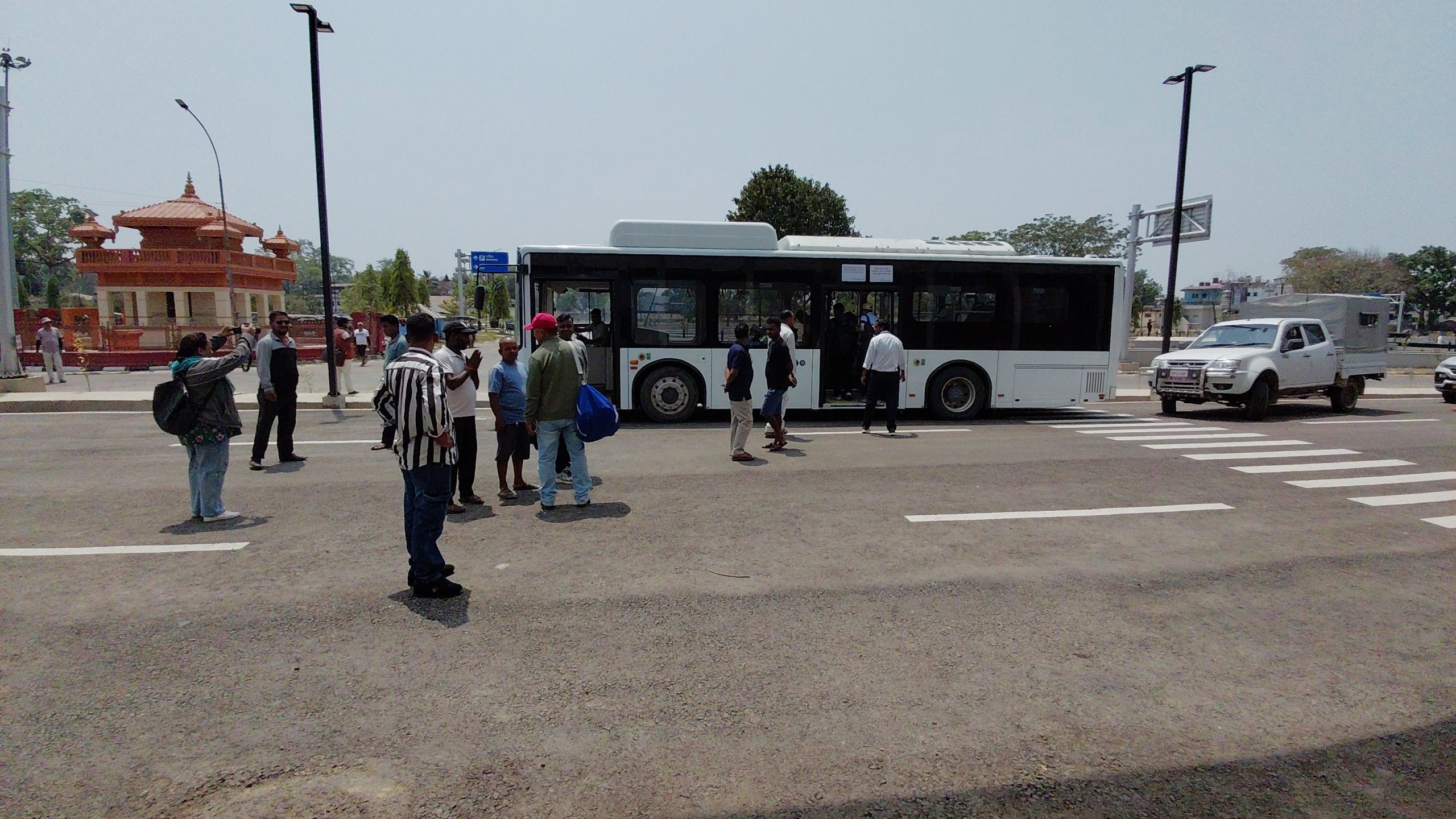 नेपालगन्ज विमानस्थलमा यात्रुको सहजताका लागि निःशुल्क ट्रलीबस सेवा सञ्चालन