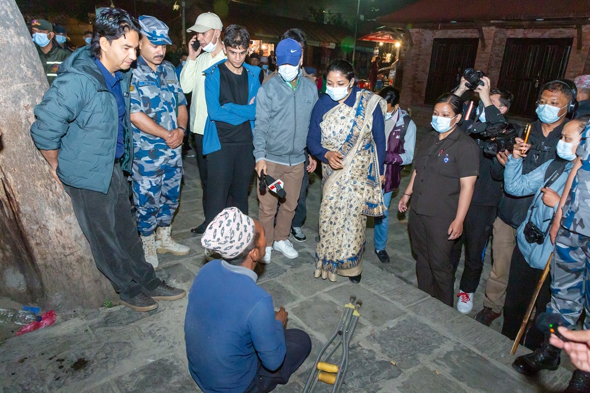 काठमाडौँलाई सडक सहयोगापेक्षी मानवमुक्त बनाउन कार्यवाहक प्रमुख डंगोल आफैँ उद्धार सेवामा