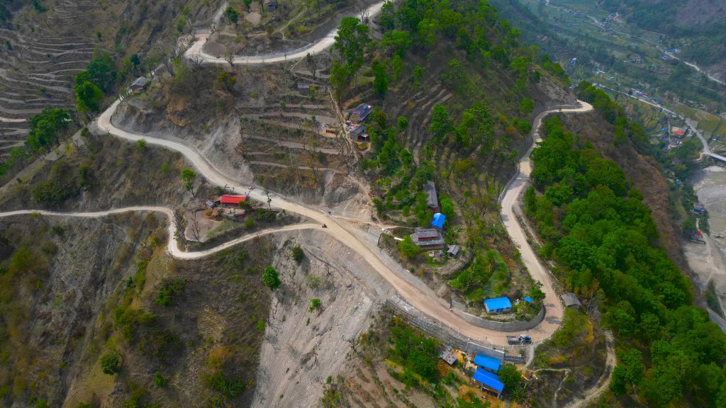 मार्ग खुलेको १६ वर्षपछि पखेर–बरङ्जा सडकको स्तरोन्नति : यात्रा आधा छोटियो, किसानलाई राहत