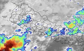 देशका विभिन्न जिल्लामा भारी वर्षा : तातो लहर कम हुने, बदली अझै कायम रहने