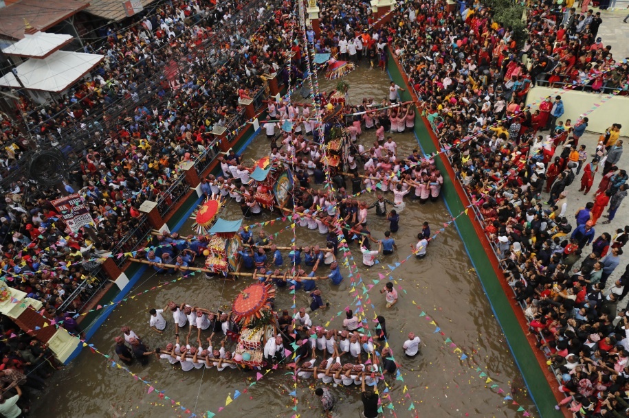 टोखामा सुरु भयो विस्का जात्रा र सपनतीर्थमा मेला : नगरपालिकाद्वारा आज सार्वजनिक बिदा