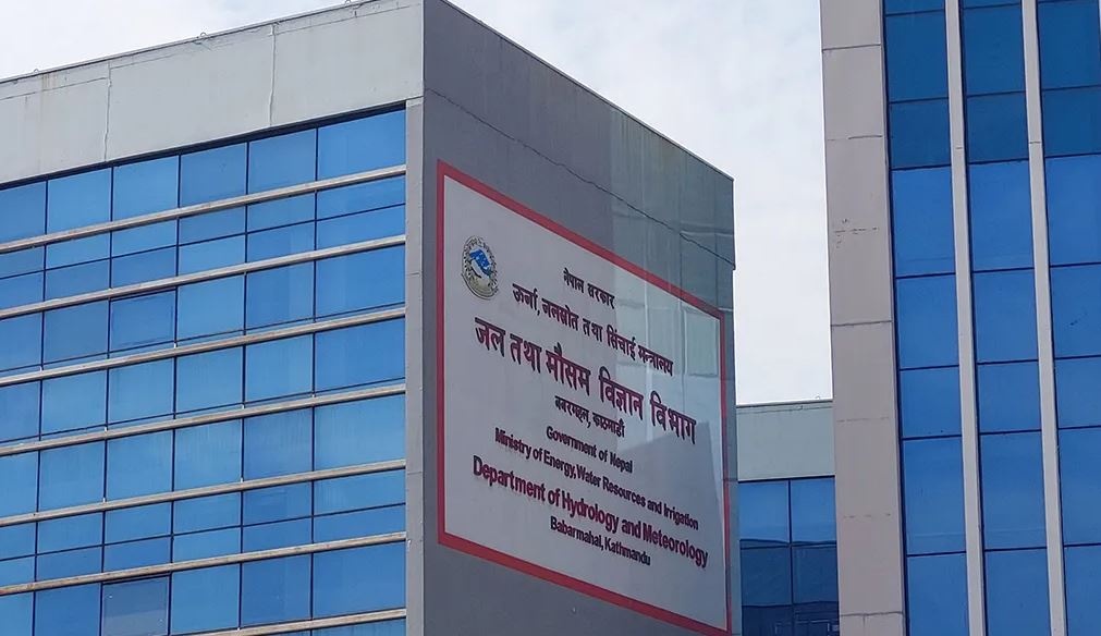 पश्चिमी वायुको प्रभावले कतै वर्षा र हिमपात, तराईमा बढ्दो गर्मी