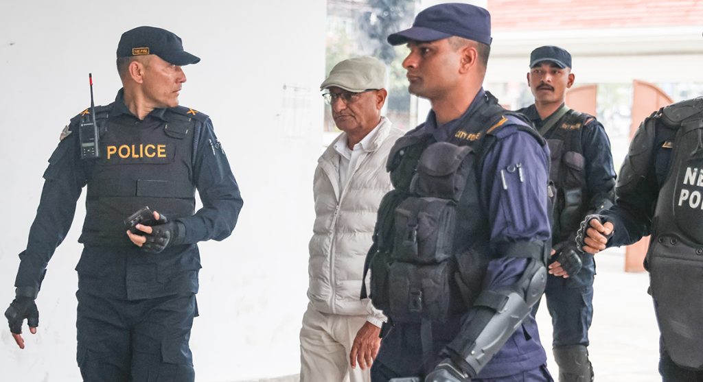 पूर्वगृहमन्त्री रमेश लेखक पनि रिहा