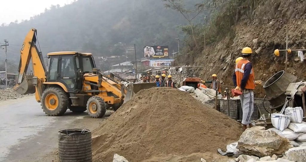 मुग्लिन–मलेखु सडकखण्ड थप तीन दिन राति बन्द हुने, यस्तो छ नयाँ तालिका