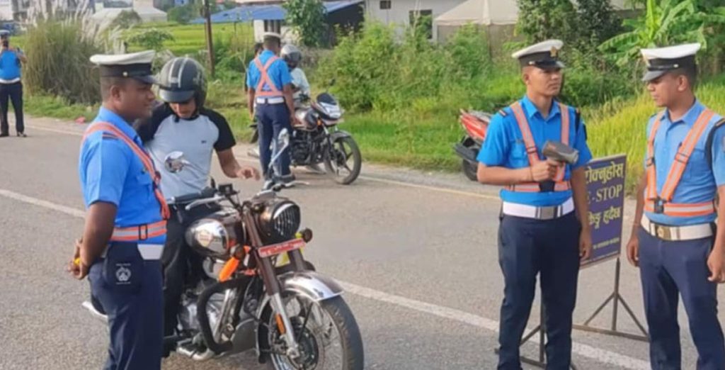 काठमाडौं उपत्यकामा २४ घण्टाभित्र साढे ३ हजार सवारी चालक कारबाहीमा, २५ लाख राजस्व सङ्कलन