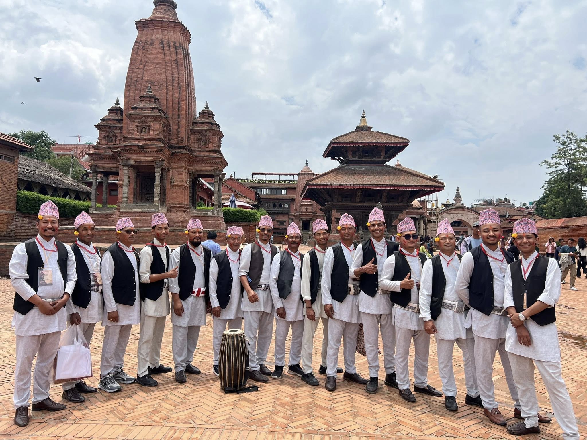 भक्तपुर नगरव्यापी दाफा प्रदर्शनी सम्पन्न: उत्कृष्ट पाँच टोलीलाई १५ हजार नगदसहित सम्मान