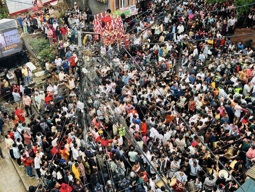 बनेपाको ऐतिहासिक चण्डेश्वरी जात्रा सम्पन्न: हजारौँ भक्तजनको सहभागिता