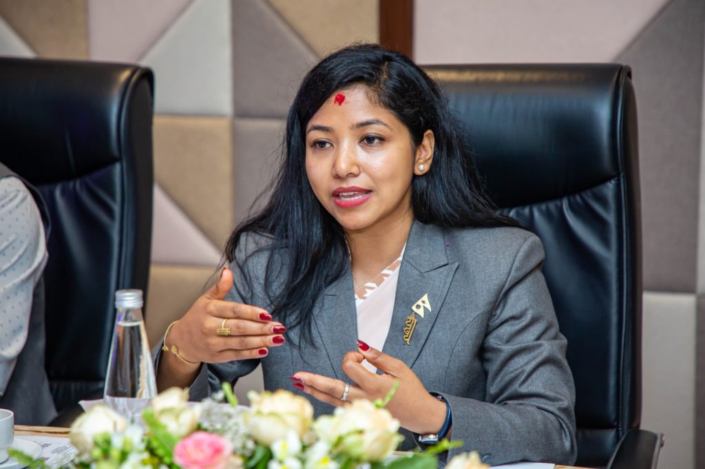 कामपामा एक सय चौबन्न जना मेलमिलापकर्ता सूचीकृत