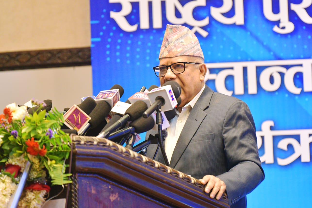 हामी मिल्नुको विकल्प छैन तर आज मिलेको छ, भोलि फुटेको छ, त्यस्तो नहोस्ः माधव नेपाल