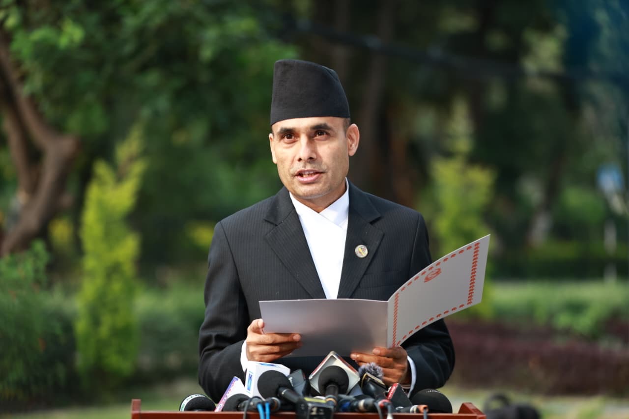 धितोपत्र बोर्डको अध्यक्षमा डा. गोपाल भट्ट नियुक्त