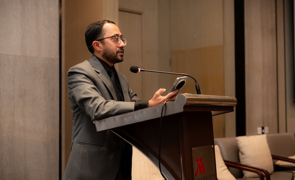 बजारमा मौद्रिक नीतिप्रति ठूलो अपेक्षा सिर्जना भएको कार्यवाहक गभर्नर पण्डितको भनाई, अन्य विज्ञ यसो भन्छन्