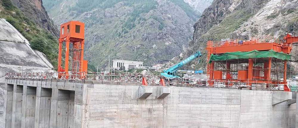बाढीको जोखिमका कारण १११ मेगावाटको रसुवागढी जलविद्युत् आयोजना बन्द : जनजीवन र यातायातमा सावधानी अपनाउन आग्रह