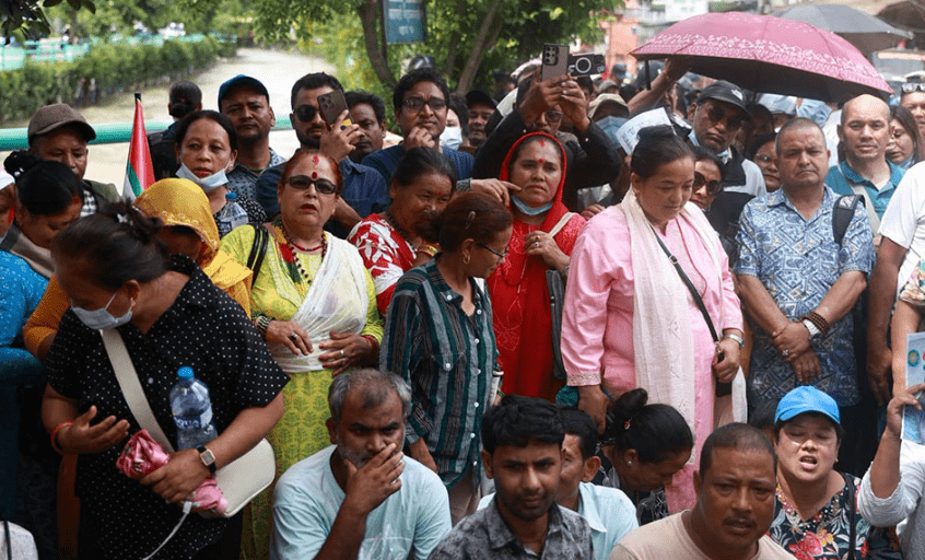 बचत फिर्ताको माग गर्दै माइतीघरमा सहकारी पीडितको प्रदर्शन : सबैलाई समान व्यवहार गर्न माग