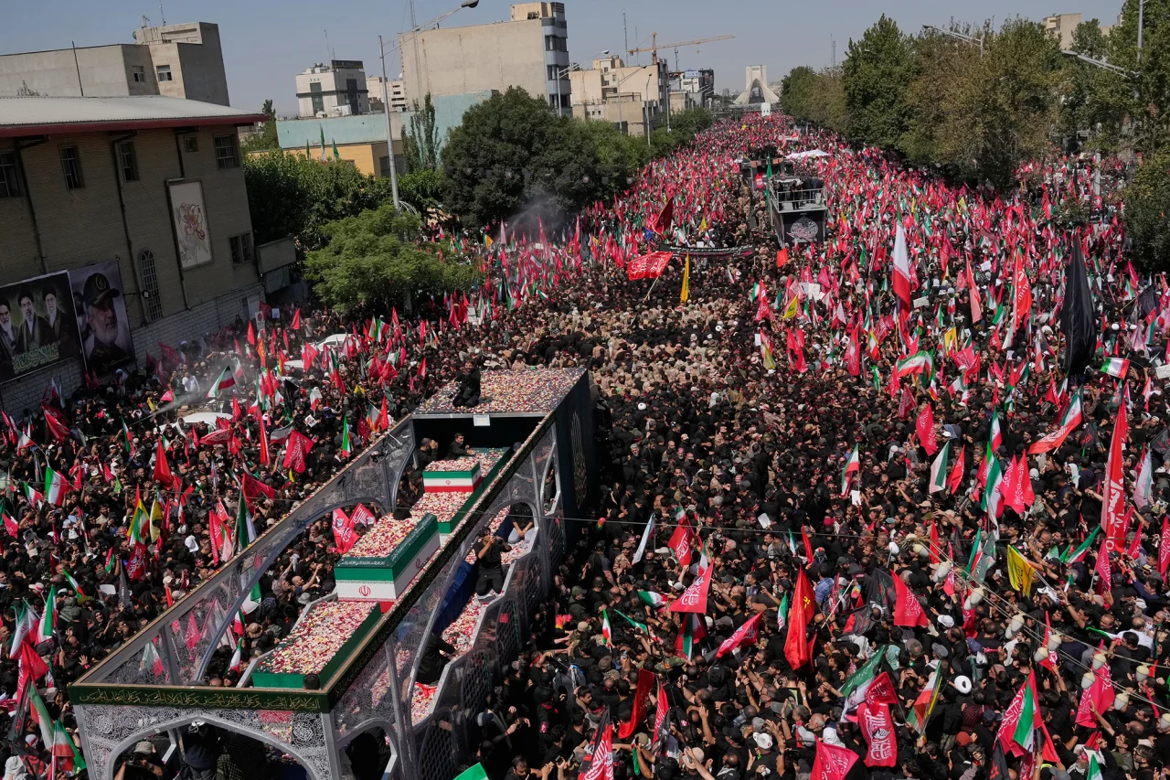 इरानका नयाँ सर्वोच्च नेताद्वारा ‘बदला’को उद्घोष, ट्रम्पद्वारा इरानलाई ध्वस्त पार्ने चेतावनी