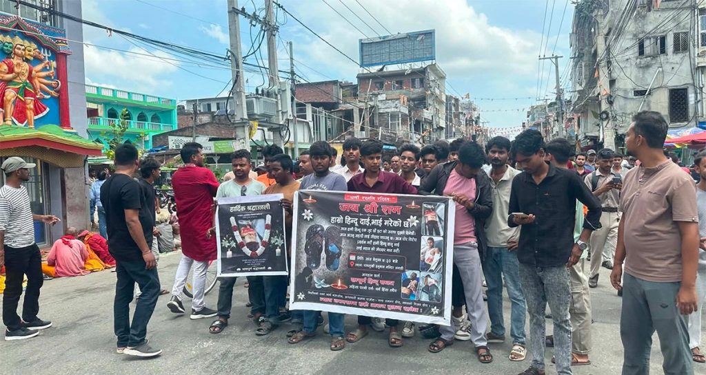 देवानगन्ज घटनाले विराटनगरका बजार र विद्यालय बन्द, पूर्व–पश्चिम राजमार्ग ठप्प