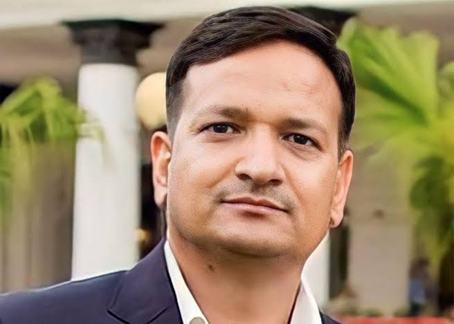 स्मार्ट टेलिकम प्रकरणमा दूरसञ्चार प्राधिकरणका पूर्वअध्यक्ष भण्डारी पक्राउ