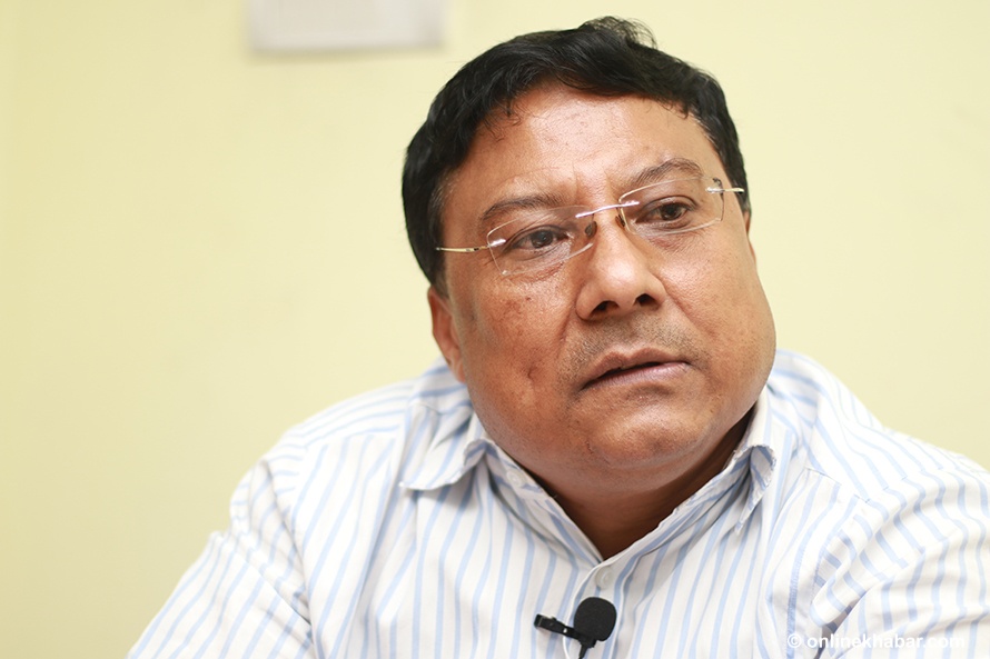 पत्रकार किशोर श्रेष्ठलाई सोमबार अदालतमा उपस्थित गराउन सर्वोच्चको आदेश