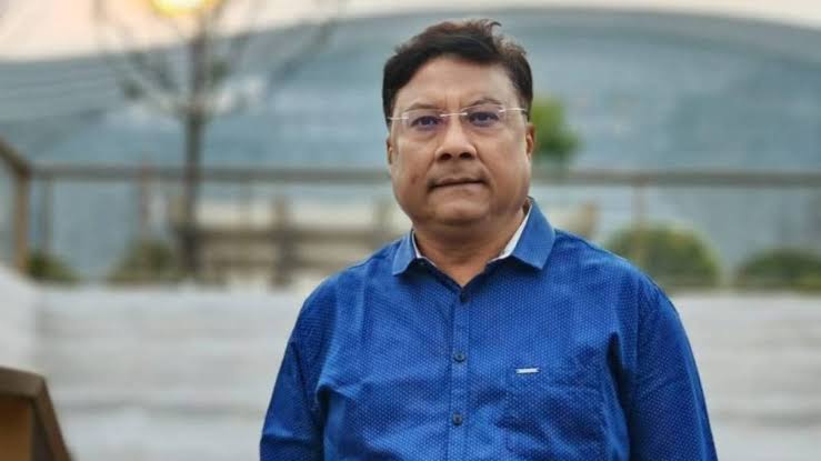 पत्रकार किशोर श्रेष्ठलाई रिहा गर्न सर्वोच्चको आदेश: ‘प्रेस सामग्री जफत गर्न पाइँदैन, सबै सामान फिर्ता गर’