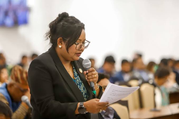 प्रधानमन्त्री बालेनमाथि सांसद घतानीको कडा प्रहार : ‘फेसबुकको भ्युज बढाउन राष्ट्रलाई सम्बोधन गरेको हो?’
