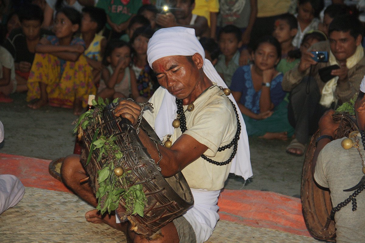 प्रकृति र पितृको सम्मान : चेपाङ बस्तीमा ‘न्वागी’ को रौनक