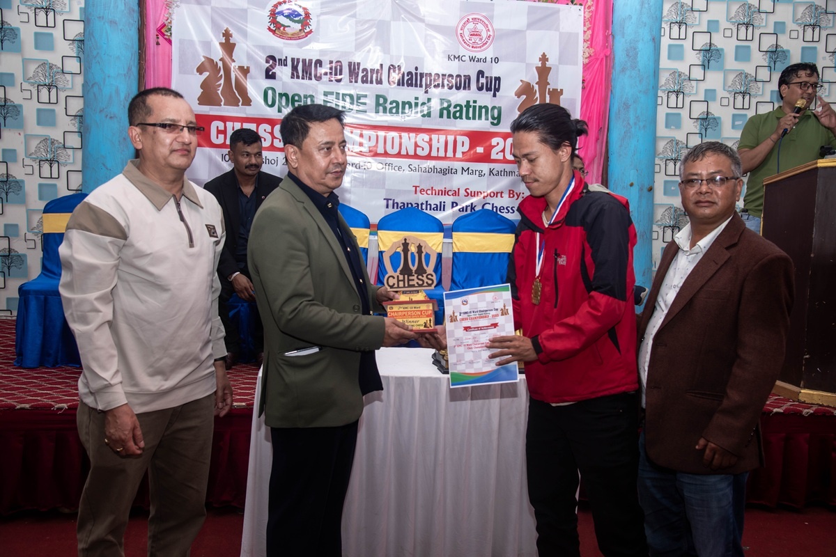धिरेन राईलाई वडा अध्यक्ष कप चेसको उपाधि